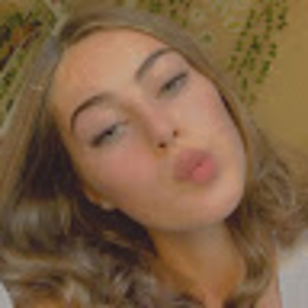 Meet your Posher, Brenna